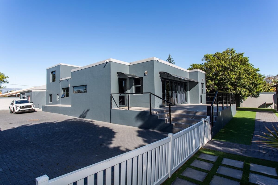 0 Bedroom Property for Sale in Table View Western Cape